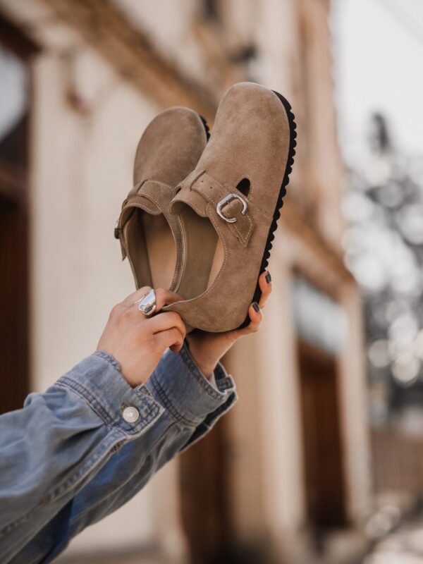 Półbuty barefoot damskie Becky – beżowy welur | Apavo Barefoot