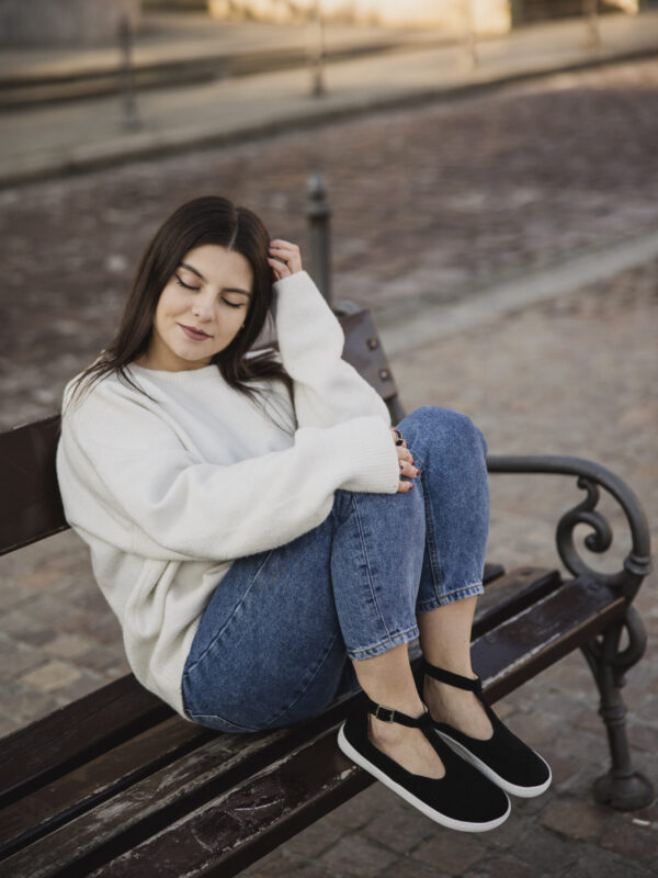 Półbuty barefoot damskie Paula – czarny welur | Apavo Barefoot