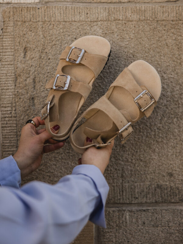 Sandały barefoot damskie Camille – beżowy welur | APAVO Barefoot