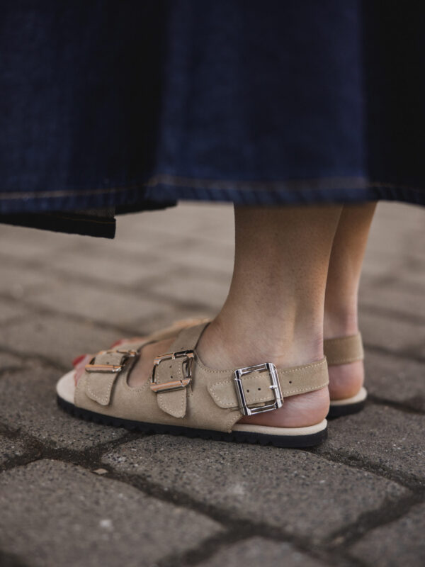 Sandały barefoot damskie Camille – beżowy welur | APAVO Barefoot