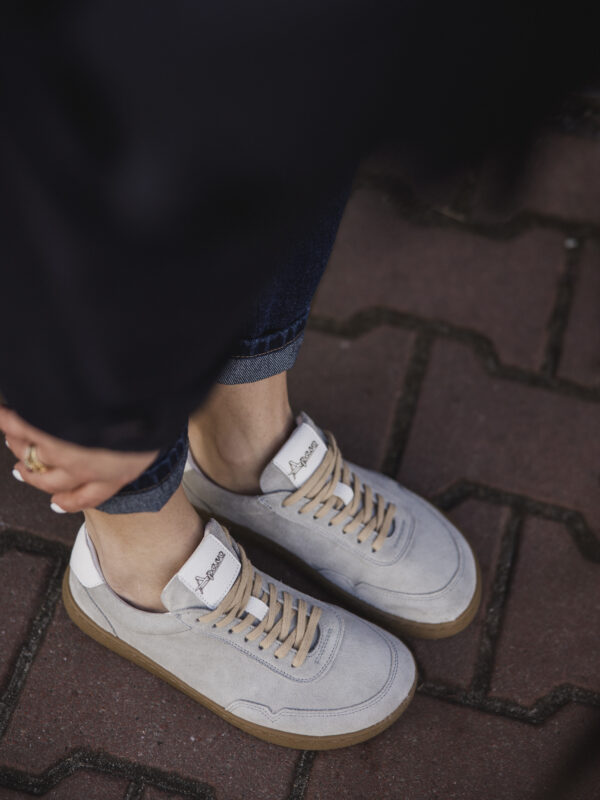 Półbuty barefoot damskie Vivi – szary welur | Apavo Komfort