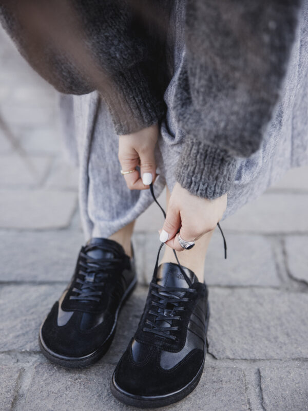 Półbuty barefoot damskie Livia – czarne sneakersy | Apavo Komfort
