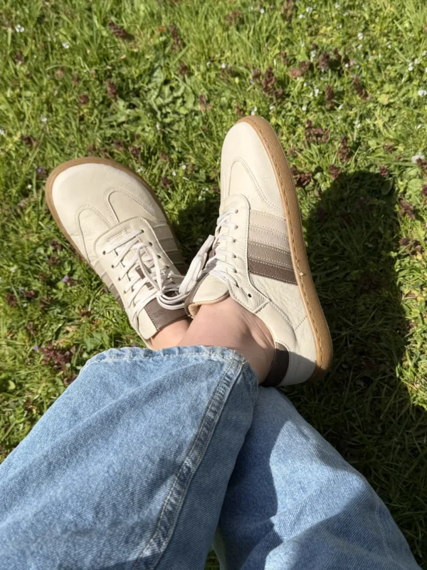 Półbuty barefoot damskie Livia II beżowo-brązowe – skóra licowa | Apavo Komfort